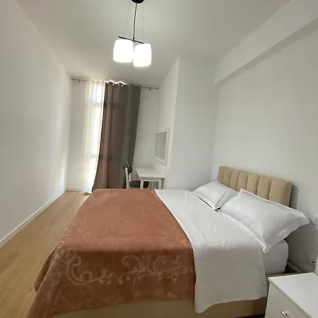 Marlind's Apartament Τίρανα