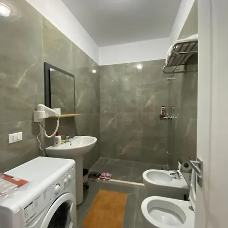 Marlind's Apartament Διαμέρισμα Τίρανα